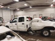 ✅ 2006 Chevrolet Silverado 1500 • VIN: 1GBHC23246F128626 • Лот: 41574542. Опубликован ранее на IAAI с пробегом Не указан. Бесплатный доступ к архиву аукционных продаж из США и подробный отчёт об истории автомобиля на DreamBid. Изображение 14.