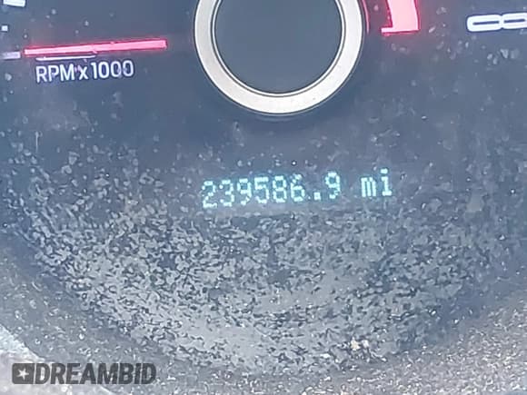 ✅ 2014 Ford Mustang V6 • VIN: 1ZVBP8AM5E5211979 • Лот: 43019247. Опубликован ранее на IAAI с пробегом 239 586 миль. Бесплатный доступ к архиву аукционных продаж из США и подробный отчёт об истории автомобиля на DreamBid. Изображение 14.