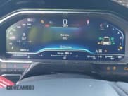 ✅ 2024 Chevrolet Silverado 1500 LT Trail Boss • VIN: 3GCUDFED2RG297186 • Lot: 43601207. Wystawiony na IAAI z przebiegiem 36 274 mil. Bezpłatny archiwum sprzedaży aukcyjnych z USA i szczegółowy raport historii pojazdu na DreamBid. Zdjęcie 7.