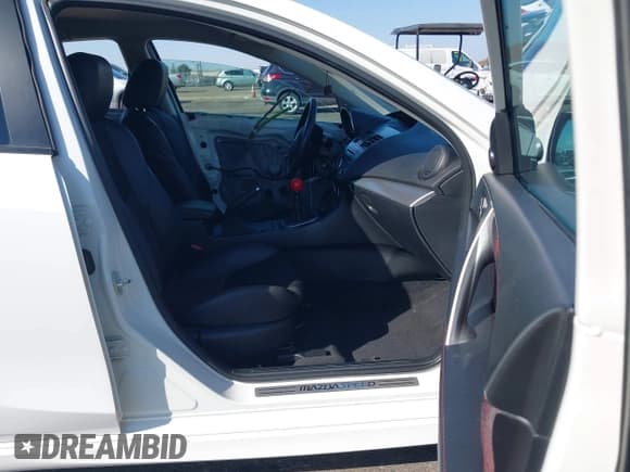 ✅ 2013 Mazda 3 Mazdaspeed3 Touring • VIN: JM1BL1L42D1809097 • Lot: 43330291. Wystawiony na IAAI z przebiegiem 137 866 mil. Bezpłatny archiwum sprzedaży aukcyjnych z USA i szczegółowy raport historii pojazdu na DreamBid. Zdjęcie 5.