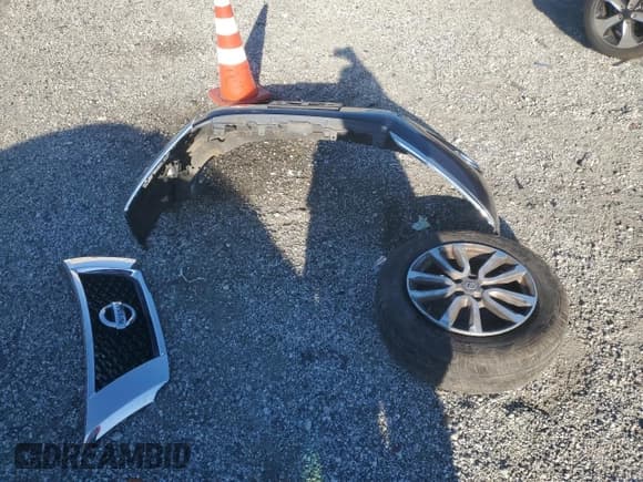 ✅ 2014 Nissan Pathfinder SL • VIN: 5N1AR2MM1EC631330 • Lot: 85903715. Listed on Copart with 112,447 mi. Free auction sales archive from the USA and detailed vehicle history report at DreamBid. Image 13.