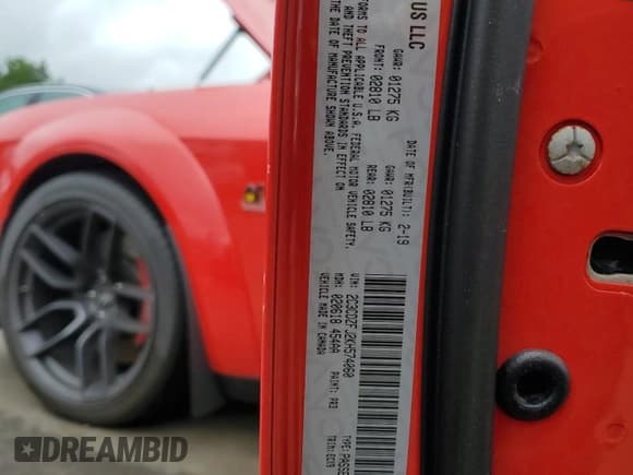 ✅ 2019 Dodge Challenger R/T Scat Pack • VIN: 2C3CDZFJ2KH574060 • Lot: 62264764. Wystawiony na Copart z przebiegiem 48 592 mil. Bezpłatny archiwum sprzedaży aukcyjnych z USA i szczegółowy raport historii pojazdu na DreamBid. Zdjęcie 12.