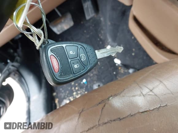 ✅ 2017 Jeep Wrangler Unlimited Rubicon Recon • VIN: 1C4HJWFG9HL592824 • Lot: 41427433. Listed on IAAI with 70,105 mi. Free auction sales archive from the USA and detailed vehicle history report at DreamBid. Image 11.