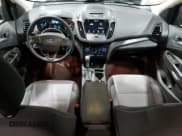 ✅ 2017 Ford Escape SE • VIN: 1FMCU9GD0HUE28505 • Lot: 93094845. Wystawiony na Copart z przebiegiem 103 387 mil. Bezpłatny archiwum sprzedaży aukcyjnych z USA i szczegółowy raport historii pojazdu na DreamBid. Zdjęcie 8.