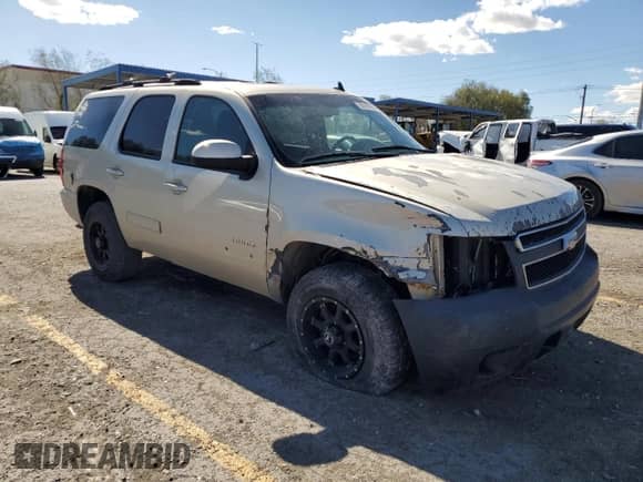 2013 Chevrolet Tahoe LT с VIN 1GNSKBE04DR150354, выставлен на аукционе Copart как лот 85589055 с пробегом 197 375 миль миль и Списание • Salvage title. История ставок и продаж доступна на DreamBid. Изображение 4.