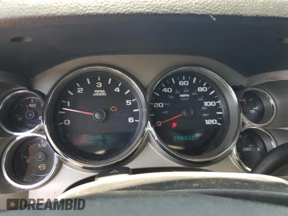 ✅ 2007 Chevrolet Silverado 1500 Work Truck • VIN: 2GCEC19C771640026 • Lot: 62519345. Listed on Copart with 290,786 mi. Free auction sales archive from the USA and detailed vehicle history report at DreamBid. Image 9.