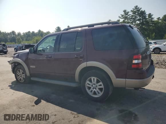 ✅ 2008 Ford Explorer Eddie Bauer • VIN: 1FMEU74E08UA68355 • Lot: 67805805. Listed on Copart with 228,414 mi. Free auction sales archive from the USA and detailed vehicle history report at DreamBid. Image 2.