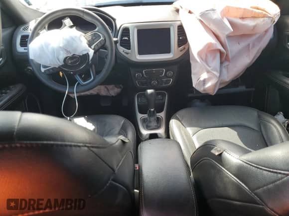 2021 Jeep Compass 80th Anniversary с VIN 3C4NJCEB5MT565089, выставлен на аукционе Copart как лот 70815035 с пробегом 57 091 миль миль и Списание • Salvage title. История ставок и продаж доступна на DreamBid. Изображение 8.