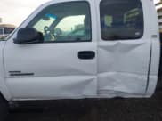 ✅ 2006 Chevrolet Silverado 2500HD • VIN: 1GBHK29D06E190302 • Lot: 43512806. Wystawiony na IAAI z przebiegiem 186 114 mil. Bezpłatny archiwum sprzedaży aukcyjnych z USA i szczegółowy raport historii pojazdu na DreamBid. Zdjęcie 6.