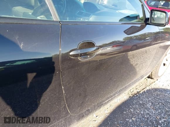 ✅ 2006 BMW 6 Series 650Ci • VIN: WBAEK13466CN79679 • Lot: 42502152. Wystawiony na IAAI z przebiegiem 123 127 mil. Bezpłatny archiwum sprzedaży aukcyjnych z USA i szczegółowy raport historii pojazdu na DreamBid. Zdjęcie 15.