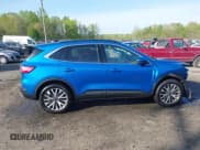 ✅ 2020 Ford Escape Titanium Hybrid • VIN: 1FMCU9DZ1LUB59214 • Lot: 42050336. Listed on IAAI with 59,547 mi. Free auction sales archive from the USA and detailed vehicle history report at DreamBid. Image 13.