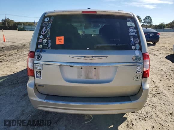 ✅ 2016 Chrysler Town & Country Touring • VIN: 2C4RC1BG7GR280403 • Lot: 82672325. Listed on Copart with 120,382 mi. Free auction sales archive from the USA and detailed vehicle history report at DreamBid. Image 6.