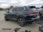 ✅ 2024 Volkswagen Atlas SEL Premium R-Line • VIN: 1V2FR2CAXRC574549 • Lot: 89721825. Wystawiony na Copart z przebiegiem 11 966 mil. Bezpłatny archiwum sprzedaży aukcyjnych z USA i szczegółowy raport historii pojazdu na DreamBid. Zdjęcie 2.