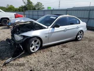 2011 BMW 3 Series 328i xDrive with VIN WBAPK7C56BF084704, listed as a Copart auction lot 81495965 with 201,523 mi miles and Salvage title. Bid and sale history available at DreamBid. Image 1.