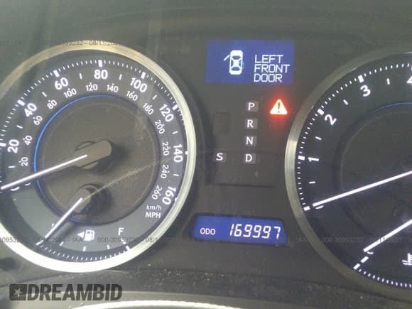 ✅ 2011 Lexus IS 250 • VIN: JTHCF5C21B2035125 • Lot: 30953232. Listed on IAAI with 169,997 mi. Free auction sales archive from the USA and detailed vehicle history report at DreamBid. Image 7.