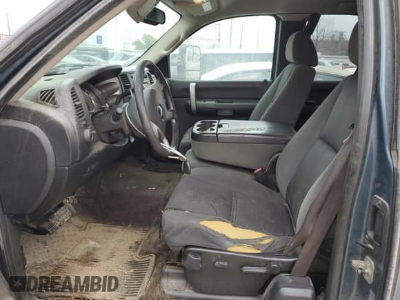 ✅ 2009 Chevrolet Silverado 2500HD LT • VIN: 1GCHK59609E160641 • Лот: 80212874. Опубликован ранее на Copart с пробегом 388 897 миль. Бесплатный доступ к архиву аукционных продаж из США и подробный отчёт об истории автомобиля на DreamBid. Изображение 7.