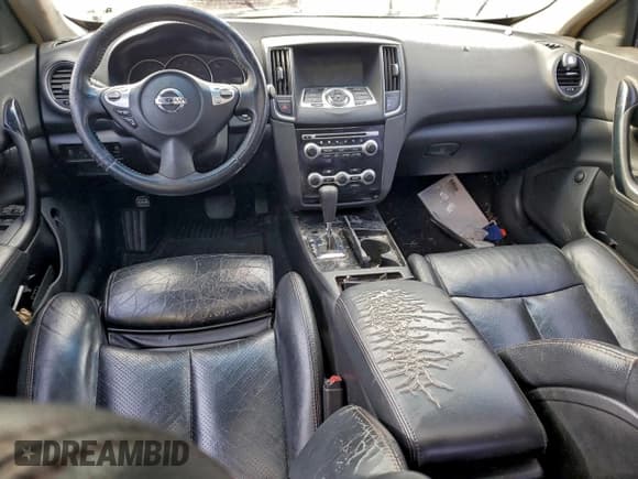 ✅ 2011 Nissan Maxima SV • VIN: 1N4AA5AP1BC823019 • Lot: 96772555. Listed on Copart with 219,752 mi. Free auction sales archive from the USA and detailed vehicle history report at DreamBid. Image 8.