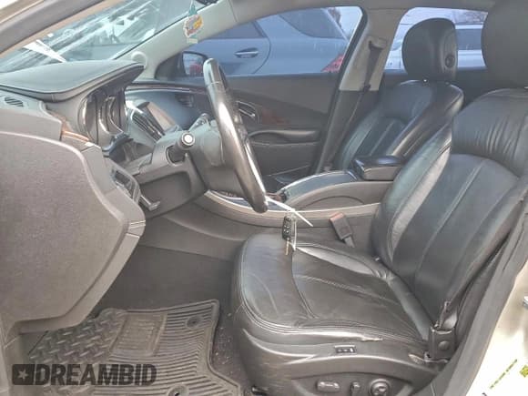 ✅ 2013 Buick LaCrosse Leather • VIN: 1G4GC5E34DF230936 • Lot: 93876255. Listed on Copart with 143,590 mi. Free auction sales archive from the USA and detailed vehicle history report at DreamBid. Image 7.