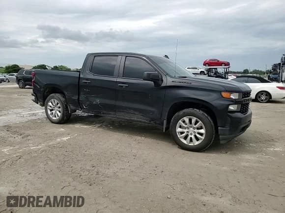 ✅ 2022 Chevrolet Silverado 1500 Custom • VIN: 1GCPWBEK8NZ141100 • Лот: 72066215. Опубликован ранее на Copart с пробегом 83 543 миль. Бесплатный доступ к архиву аукционных продаж из США и подробный отчёт об истории автомобиля на DreamBid. Изображение 13.