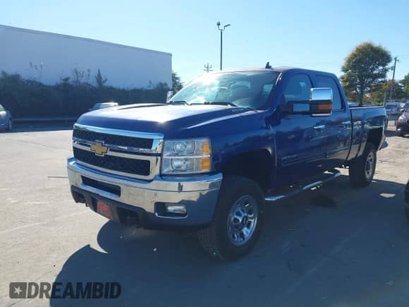 ✅ 2014 Chevrolet Silverado 2500HD LT • VIN: 1GC1KXCG2EF187214 • Lot: 43602478. Wystawiony na IAAI z przebiegiem 137 592 mil. Bezpłatny archiwum sprzedaży aukcyjnych z USA i szczegółowy raport historii pojazdu na DreamBid. Zdjęcie 17.