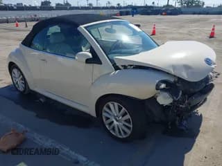 ✅ 2009 Volkswagen Beetle S • VIN: 3VWRG31Y29M402294 • Lot: 43547430. Wystawiony na IAAI z przebiegiem 94 997 mil. Bezpłatny archiwum sprzedaży aukcyjnych z USA i szczegółowy raport historii pojazdu na DreamBid. Zdjęcie 1.