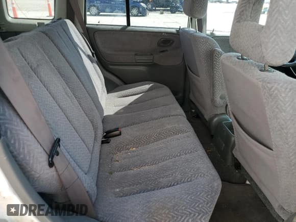 ✅ 2002 Suzuki Grand Vitara JLX • VIN: JS3TD62V424162322 • Lot: 67964075. Listed on Copart with 185,611 mi. Free auction sales archive from the USA and detailed vehicle history report at DreamBid. Image 10.