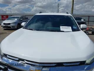 ✅ 2025 Chevrolet Equinox FWD LT • VIN: 3GNAXHEG5SL202771 • Lot: 42606037. Wystawiony na IAAI z przebiegiem 8 012 mil. Bezpłatny archiwum sprzedaży aukcyjnych z USA i szczegółowy raport historii pojazdu na DreamBid. Zdjęcie 6.