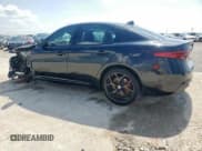 ✅ 2021 Alfa Romeo Giulia Ti Sport • VIN: ZARFAMBN6M7644810 • Lot: 60537005. Wystawiony na Copart z przebiegiem 39 338 mil. Bezpłatny archiwum sprzedaży aukcyjnych z USA i szczegółowy raport historii pojazdu na DreamBid. Zdjęcie 2.