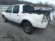 ✅ 2003 Ford Explorer Sport Trac XLS • VIN: 1FMZU67E13UC81878 • Lot: 40980982. Wystawiony na IAAI z przebiegiem 266 484 mil. Bezpłatny archiwum sprzedaży aukcyjnych z USA i szczegółowy raport historii pojazdu na DreamBid. Zdjęcie 3.