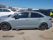✅ 2022 Toyota Corolla SE • VIN: 5YFS4MCE0NP124536 • Lot: 42524964. Wystawiony na IAAI z przebiegiem 48 352 mil. Bezpłatny archiwum sprzedaży aukcyjnych z USA i szczegółowy raport historii pojazdu na DreamBid. Zdjęcie 14.