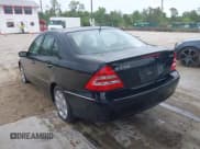 ✅ 2005 Mercedes-Benz C 240 • VIN: WDBRF81J05F557070 • Lot: 42242556. Listed on IAAI with 113,139 mi. Free auction sales archive from the USA and detailed vehicle history report at DreamBid. Image 3.