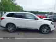 2016 Mitsubishi Outlander SE с VIN JA4AZ3A39GZ035527, выставлен на аукционе IAAI как лот 42526052 с пробегом 72 547 миль миль и . История ставок и продаж доступна на DreamBid. Изображение 13.