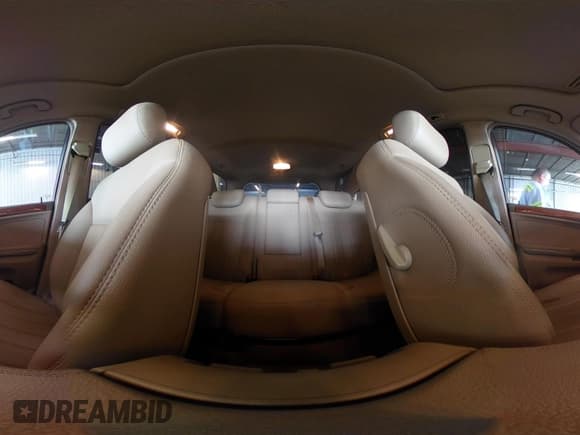 ✅ 2008 Mercedes-Benz M 350 • VIN: 4JGBB86E18A341851 • Лот: 42997025. Опубликован ранее на IAAI с пробегом 147 788 миль. Бесплатный доступ к архиву аукционных продаж из США и подробный отчёт об истории автомобиля на DreamBid. Изображение 18.