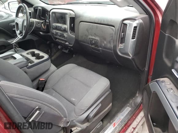 ✅ 2016 Chevrolet Silverado 1500 LT • VIN: 1GCVKREC6GZ309226 • Lot: 85697854. Wystawiony na Copart z przebiegiem 89 506 mil. Bezpłatny archiwum sprzedaży aukcyjnych z USA i szczegółowy raport historii pojazdu na DreamBid. Zdjęcie 8.