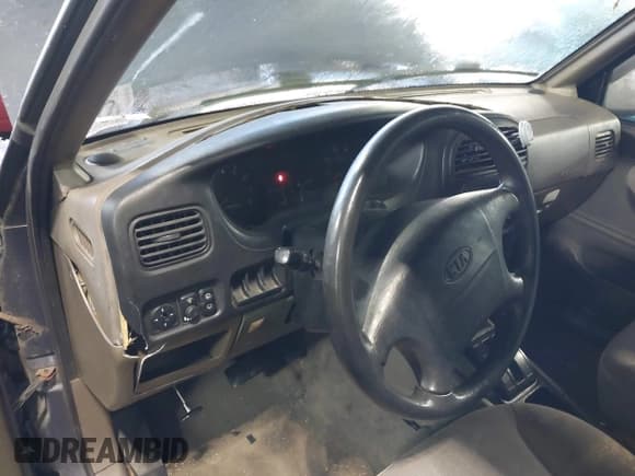 ✅ 2002 Kia Sportage • VIN: KNDJB723X25134499 • Лот: 41273605. Опубликован ранее на IAAI с пробегом Не указан. Бесплатный доступ к архиву аукционных продаж из США и подробный отчёт об истории автомобиля на DreamBid. Изображение 7.