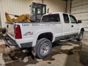 ✅ 2005 Chevrolet Silverado 2500HD LS • VIN: 1GCHK29U45E311987 • Lot: 93718665. Wystawiony na Copart z przebiegiem 256 364 mil. Bezpłatny archiwum sprzedaży aukcyjnych z USA i szczegółowy raport historii pojazdu na DreamBid. Zdjęcie 3.