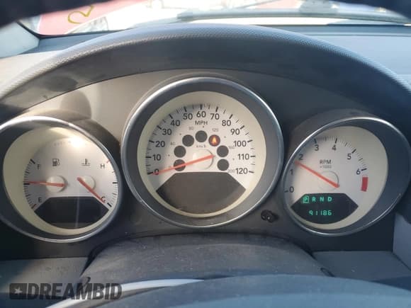 ✅ 2007 Dodge Caliber R/T • VIN: 1B3HB78K47D132789 • Лот: 83798064. Опубликован ранее на Copart с пробегом 91 186 миль. Бесплатный доступ к архиву аукционных продаж из США и подробный отчёт об истории автомобиля на DreamBid. Изображение 9.