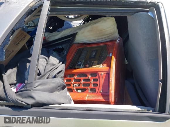 ✅ 1999 Chevrolet Blazer Trailblazer • VIN: 1GNDT13W4X2162282 • Lot: 41863705. Wystawiony na IAAI z przebiegiem 220 358 mil. Bezpłatny archiwum sprzedaży aukcyjnych z USA i szczegółowy raport historii pojazdu na DreamBid. Zdjęcie 8.