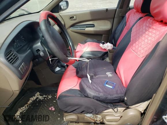 ✅ 1995 Mazda Protege • VIN: JM1BA1413S0173593 • Лот: 68877974. Опубликован ранее на Copart с пробегом 133 411 миль. Бесплатный доступ к архиву аукционных продаж из США и подробный отчёт об истории автомобиля на DreamBid. Изображение 7.