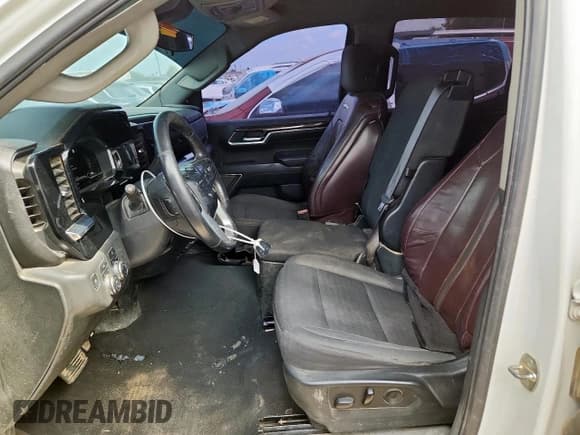 ✅ 2022 GMC Sierra 1500 SLE • VIN: 3GTPUBEK7NG625457 • Лот: 59371535. Опубликован ранее на Copart с пробегом Не указан. Бесплатный доступ к архиву аукционных продаж из США и подробный отчёт об истории автомобиля на DreamBid. Изображение 7.