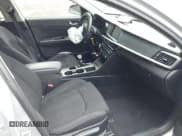 ✅ 2019 Kia Optima LX • VIN: 5XXGT4L35KG281751 • Lot: 43440219. Listed on IAAI with 128,414 mi. Free auction sales archive from the USA and detailed vehicle history report at DreamBid. Image 5.