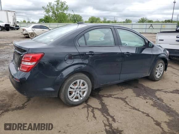 2020 Chevrolet Sonic LS с VIN 1G1JB5SB3L4122240, выставлен на аукционе Copart как лот 58172845 с пробегом 102 858 миль миль и На запчасти • Non repairable. История ставок и продаж доступна на DreamBid. Изображение 3.
