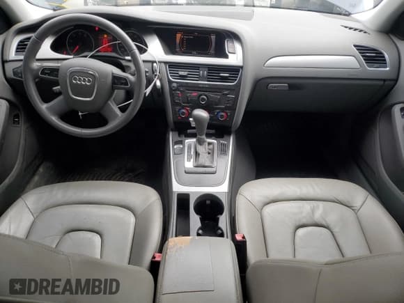 ✅ 2011 Audi A4 Premium Plus • VIN: WAUEFAFL9BN031990 • Лот: 84025075. Опубликован ранее на Copart с пробегом 222 258 миль. Бесплатный доступ к архиву аукционных продаж из США и подробный отчёт об истории автомобиля на DreamBid. Изображение 8.