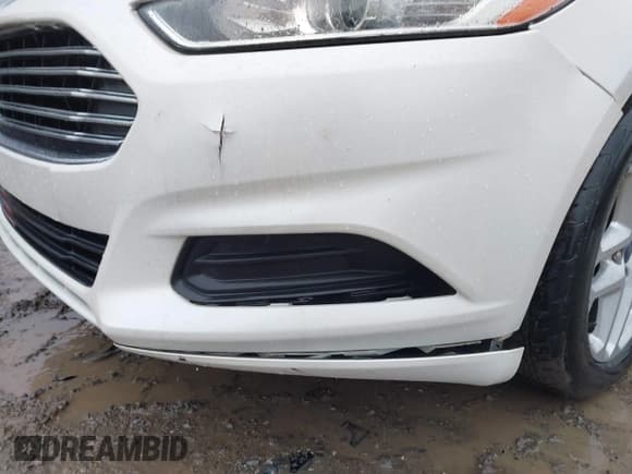 ✅ 2015 Ford Fusion SE • VIN: 3FA6P0H72FR276301 • Lot: 43781241. Wystawiony na IAAI z przebiegiem 205 951 mil. Bezpłatny archiwum sprzedaży aukcyjnych z USA i szczegółowy raport historii pojazdu na DreamBid. Zdjęcie 6.