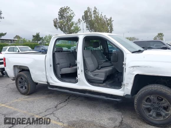 ✅ 2018 Chevrolet Silverado 1500 Work Truck • VIN: 1GCPCNEC5JF180905 • Лот: 42192862. Опубликован ранее на IAAI с пробегом 155 089 миль. Бесплатный доступ к архиву аукционных продаж из США и подробный отчёт об истории автомобиля на DreamBid. Изображение 6.