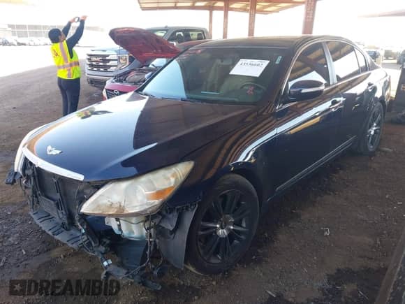 2010 Hyundai Genesis с VIN KMHGC4DF7AU105569, выставлен на аукционе IAAI как лот 43536602 с пробегом 191 093 миль миль и . История ставок и продаж доступна на DreamBid. Изображение 2.