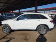 ✅ 2022 Mercedes-Benz GLC 300 • VIN: W1N0G8DB1NV391507 • Lot: 41297899. Listed on IAAI with 24,101 mi. Free auction sales archive from the USA and detailed vehicle history report at DreamBid. Image 15.