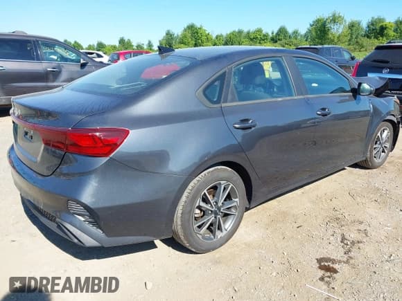 ✅ 2022 Kia Forte LXS • VIN: 3KPF24AD4NE494097 • Лот: 42785760. Опубликован ранее на IAAI с пробегом 47 708 миль. Бесплатный доступ к архиву аукционных продаж из США и подробный отчёт об истории автомобиля на DreamBid. Изображение 4.