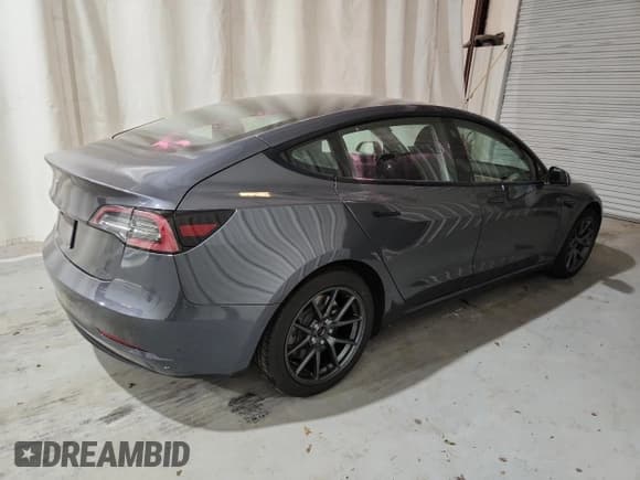 ✅ 2023 Tesla Model 3 • VIN: 5YJ3E1EA6PF427068 • Лот: 92750935. Опубликован ранее на Copart с пробегом 187 766 миль. Бесплатный доступ к архиву аукционных продаж из США и подробный отчёт об истории автомобиля на DreamBid. Изображение 3.