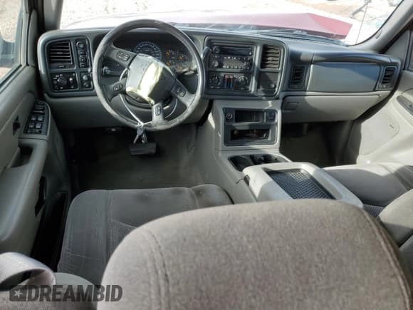 ✅ 2006 Chevrolet Suburban LS • VIN: 1GNFK16Z76J168468 • Лот: 43185775. Опубликован ранее на Copart с пробегом Не указан. Бесплатный доступ к архиву аукционных продаж из США и подробный отчёт об истории автомобиля на DreamBid. Изображение 8.